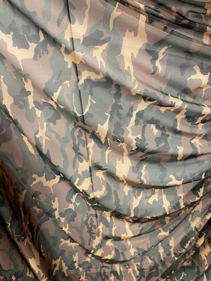 Camouflage design print on Power mesh 4-way stretch 58/60” Sold by the YD. Ships Worldwide from Los Ángeles California USA.