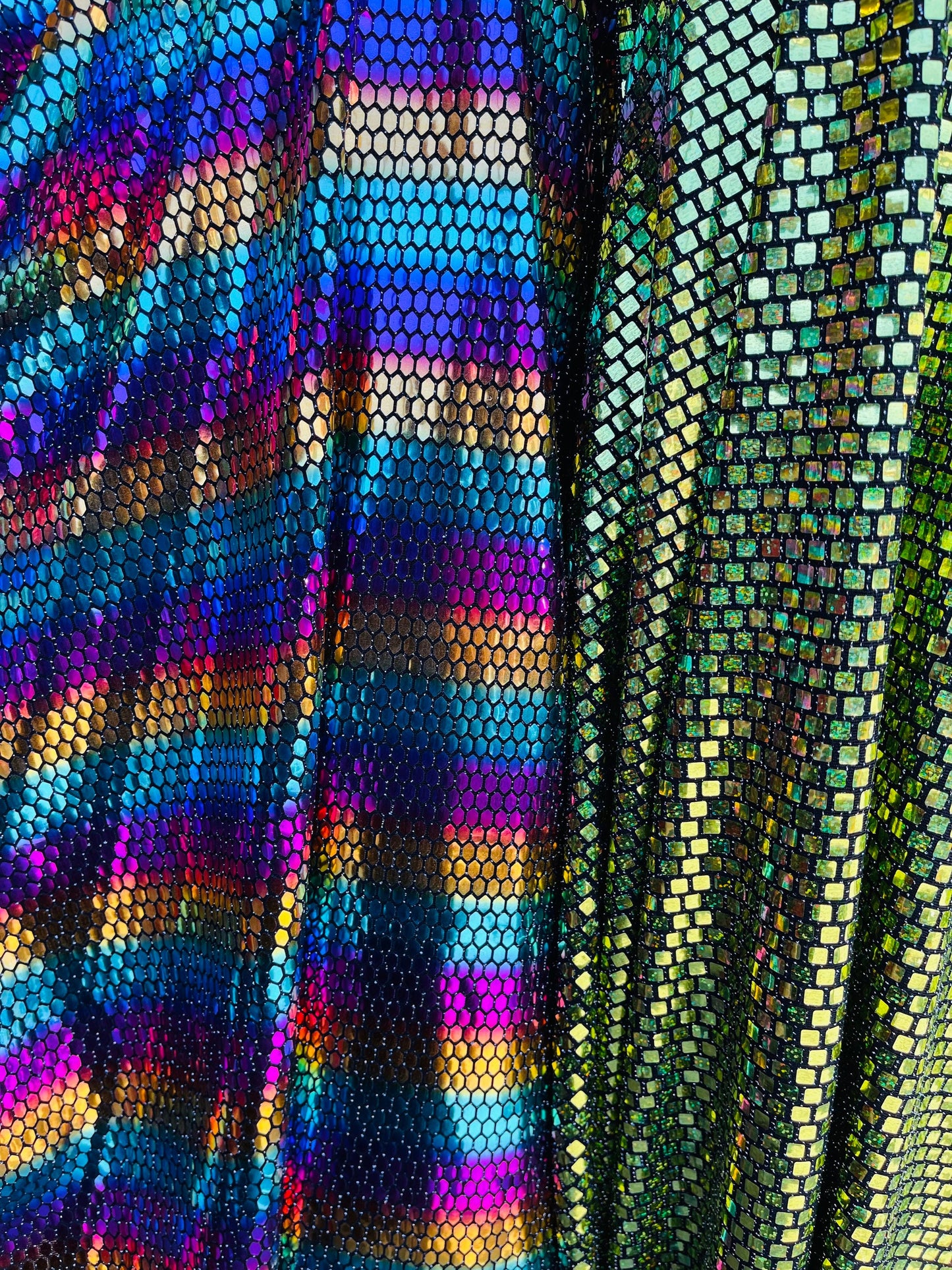 New Luxury sequins multicolor on metallic nylon spandex 2-way stretch 58/60” Sold by the YD. Ships Worldwide from Los Ángeles CA USA.