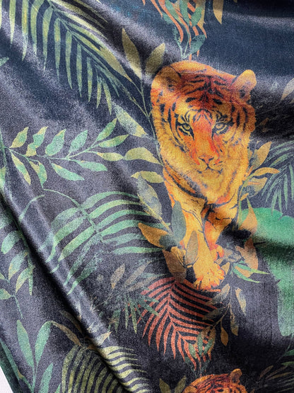 Tiger design print on great quality of stretch velvet 4-way stretch 58/60” Sold by the YD. Ships Worldwide from Los Angeles California