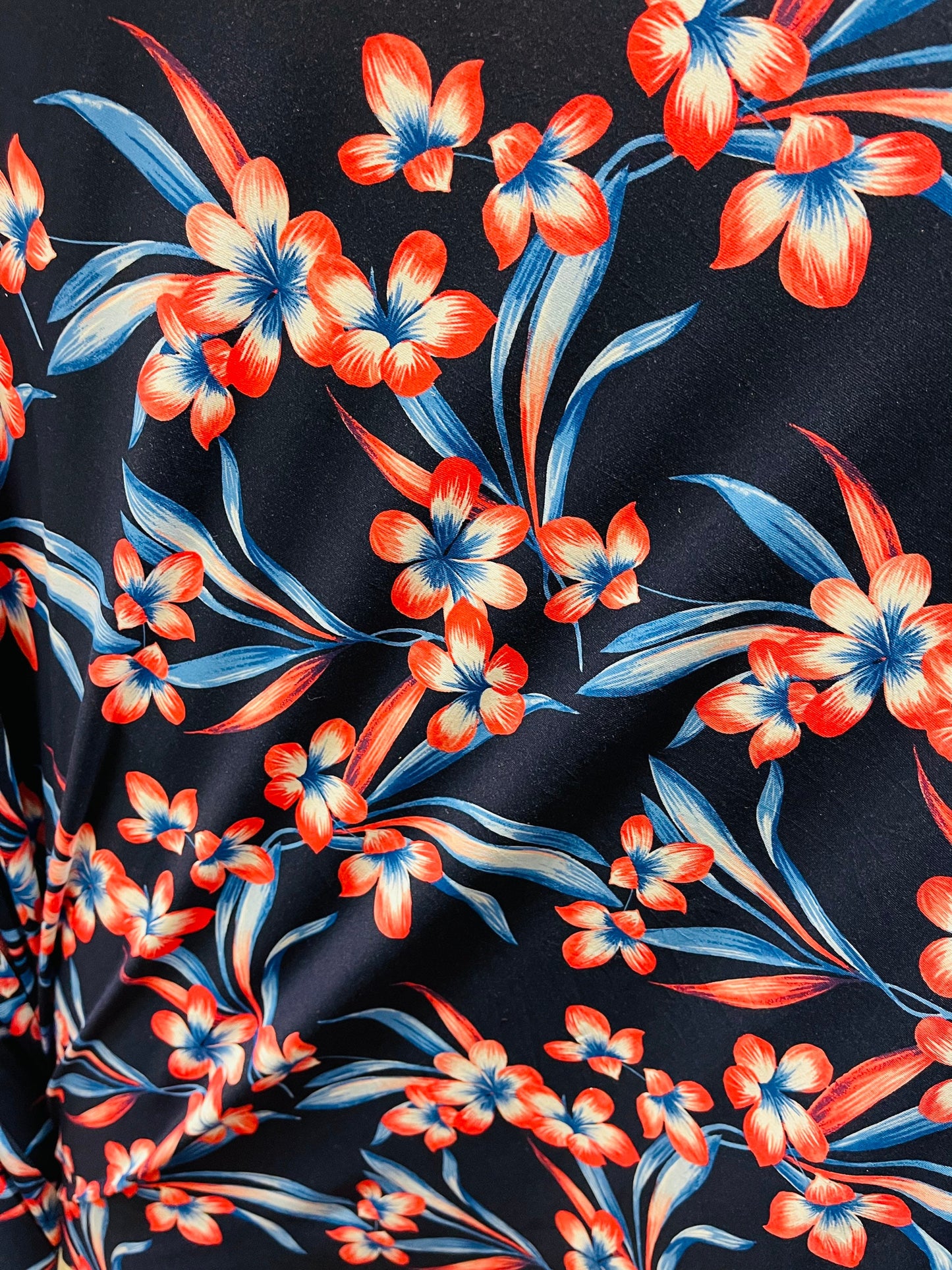 Flower design print on poly spandex 4-way stretch 58/60” Sold by the YD. Ships Worldwide from Los Angeles California USA.