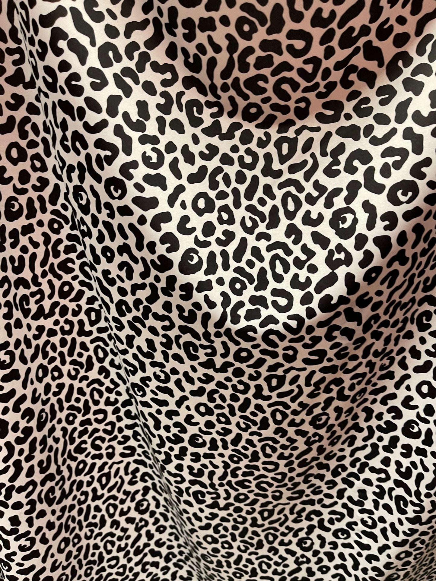 New Exotic Leopard design print on great quality of nylon spandex 4-way stretch 58/60” Sold by the YD. Ships Worldwide from Los Angeles CA