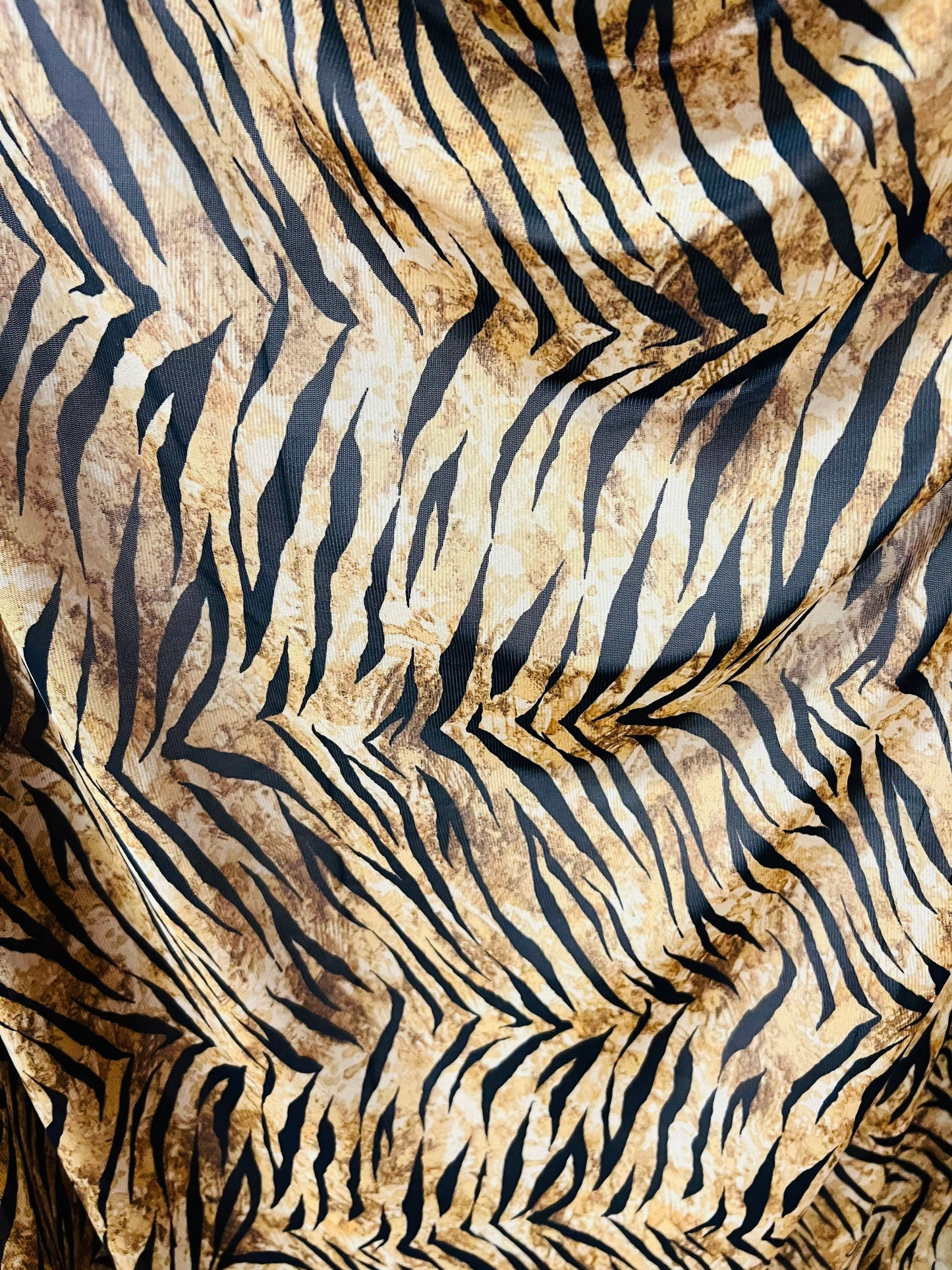 Exotic animal print on great quality of power mesh 4-way stretch 58/60” Sold by the YD. Ships Worldwide from Los Angeles California USA.