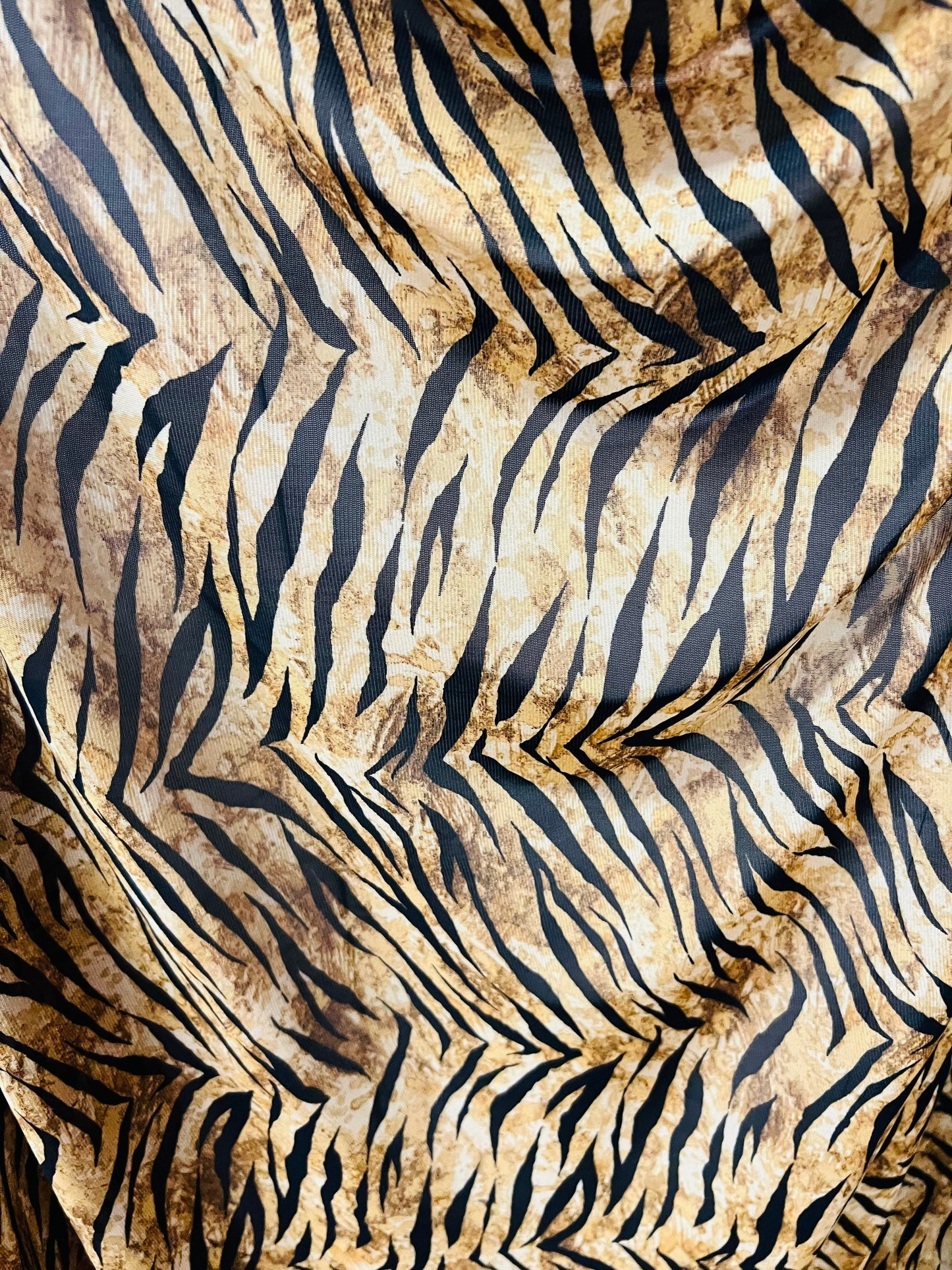 Exotic animal print on great quality of power mesh 4-way stretch 58/60” Sold by the YD. Ships Worldwide from Los Angeles California USA.