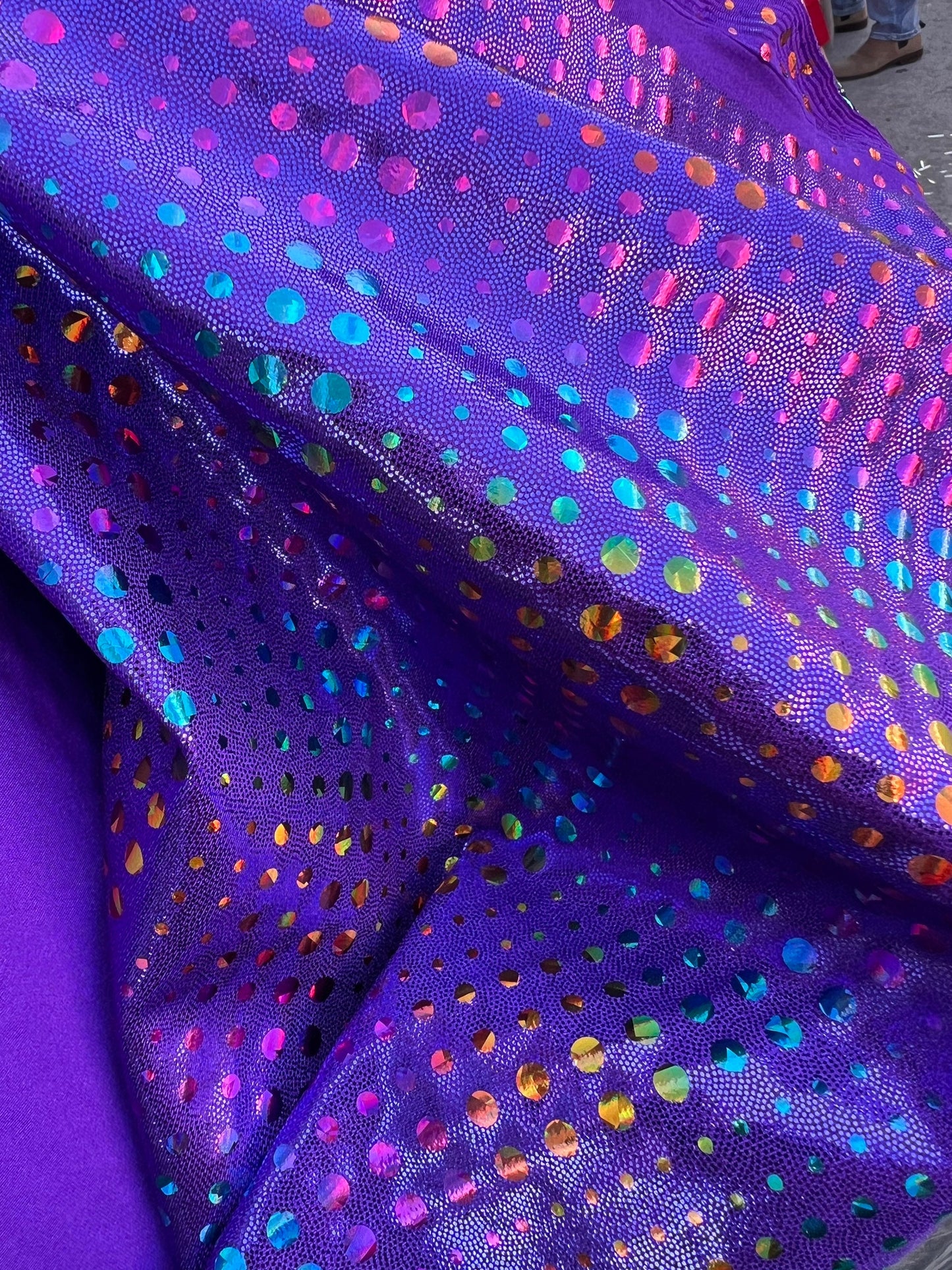 New Iridescent disco design Hologram purple on metallic Nylon spandex 4-way stretch 58/60” Sold by the YD. Ships Worldwide from Los Ángeles