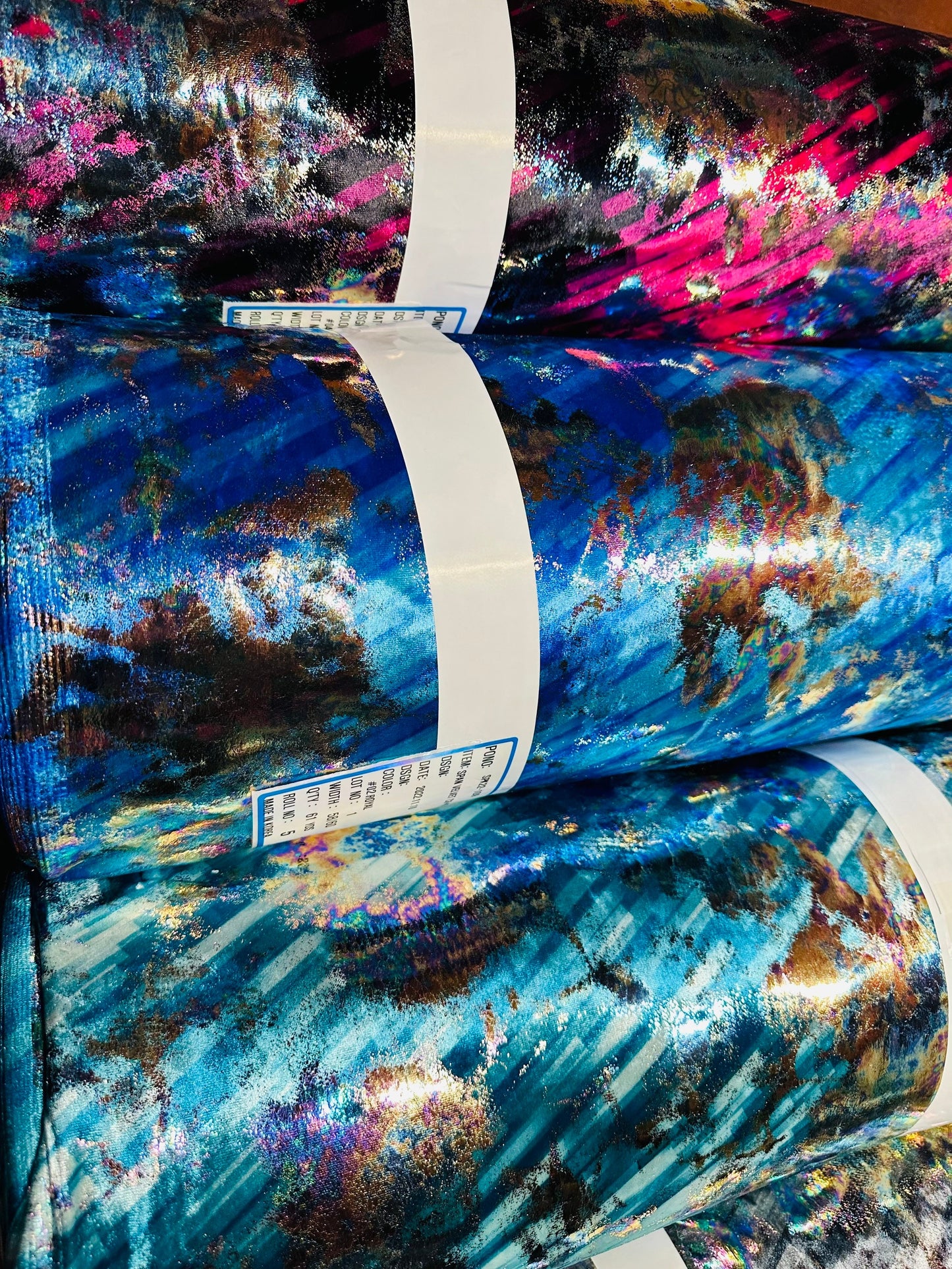 New splatter lava design on great quality of stretch velvet 4-way stretch hologram metallic best quality of stretch velvet 58/60”