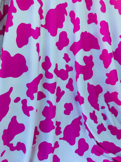 Cow design exotic animal print on great quality of poly spandex 4-way stretch 58/60” Sold by the YD. Ships worldwide from Los Angeles Ca